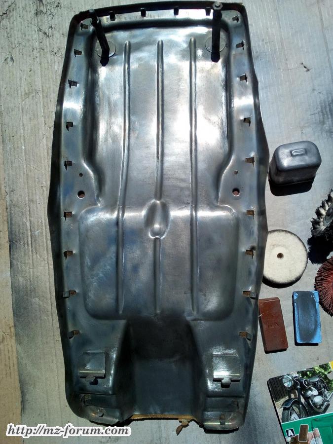 Sitzbankunterzug - Polieren 1