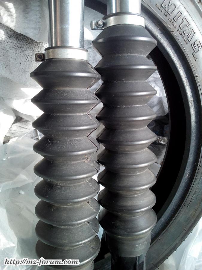 Telegabel-Schutzbalg mit Elsterglanz Nachher