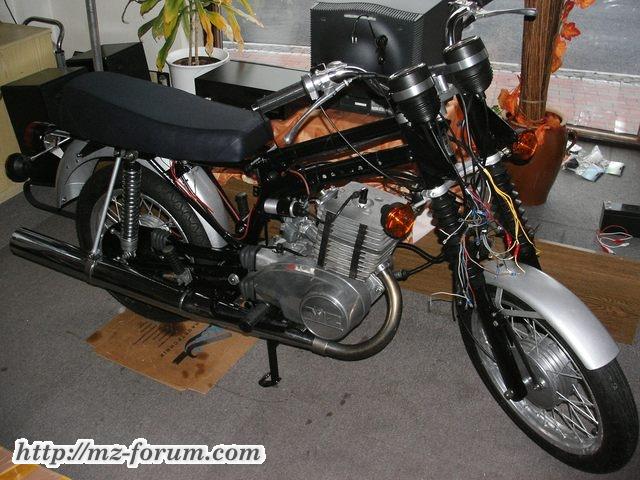 Meine neue Baustelle - MZ TS250/01 - Bild03