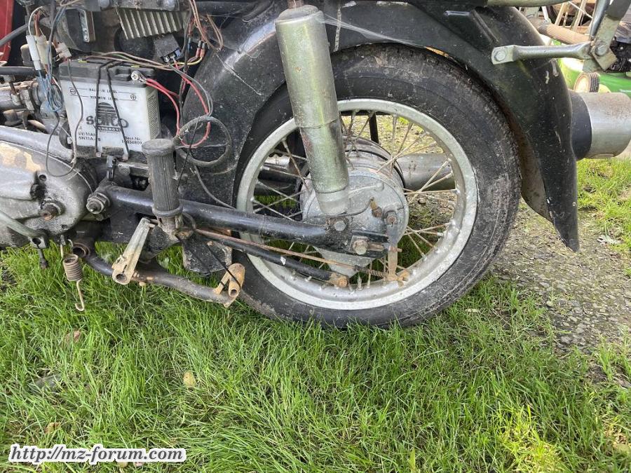MZ EM 250 (11)