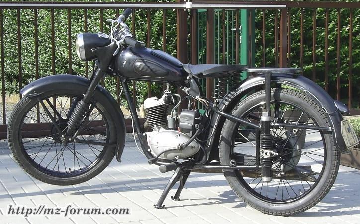 IFA RT125 (1952)