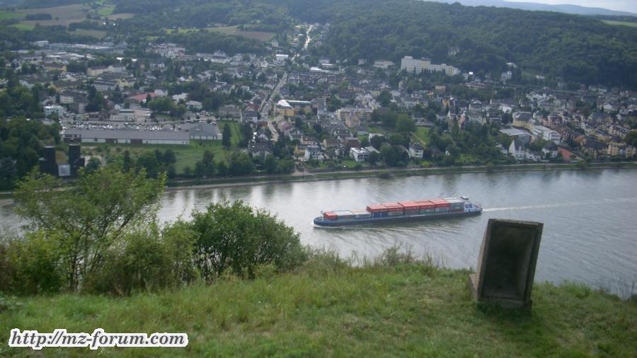 Blick auf Remagen und das Rheintal 1
