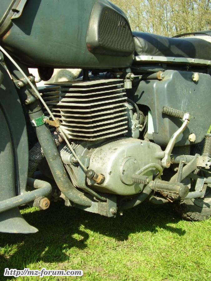 Motorhalter strich 1