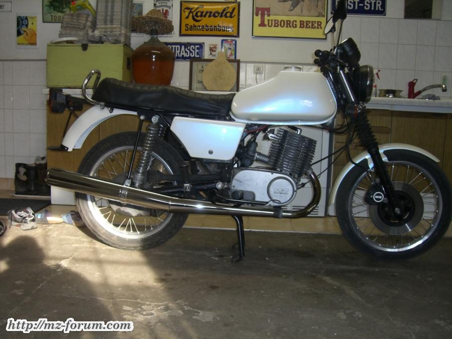 Etz 250 im neuen Glanz