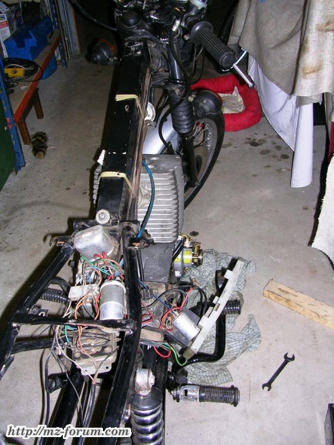 02/2009 Teil für Teil wird abgebaut und aufgearbeitet