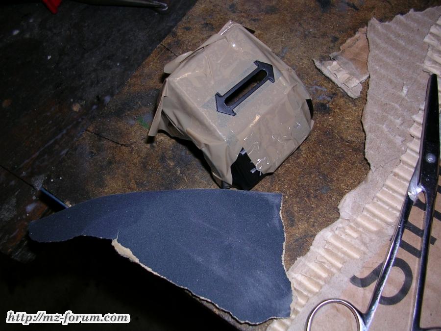02/2009  Blinkergehäuse lackiert und Rest wird abgeschliffen