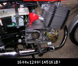 06/2009 Das gute Addinol wird eingefüllt.