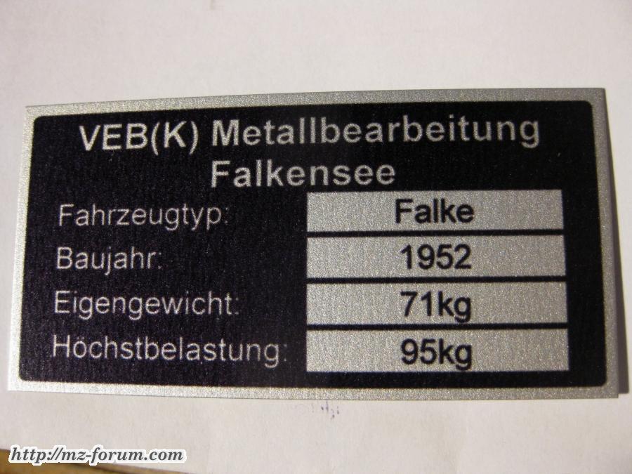 Falke Typenschild