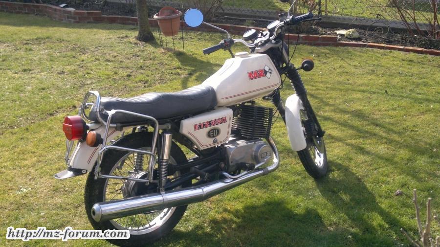 Meine Weiß ETZ 250 aus Buttenwiesen Bayern