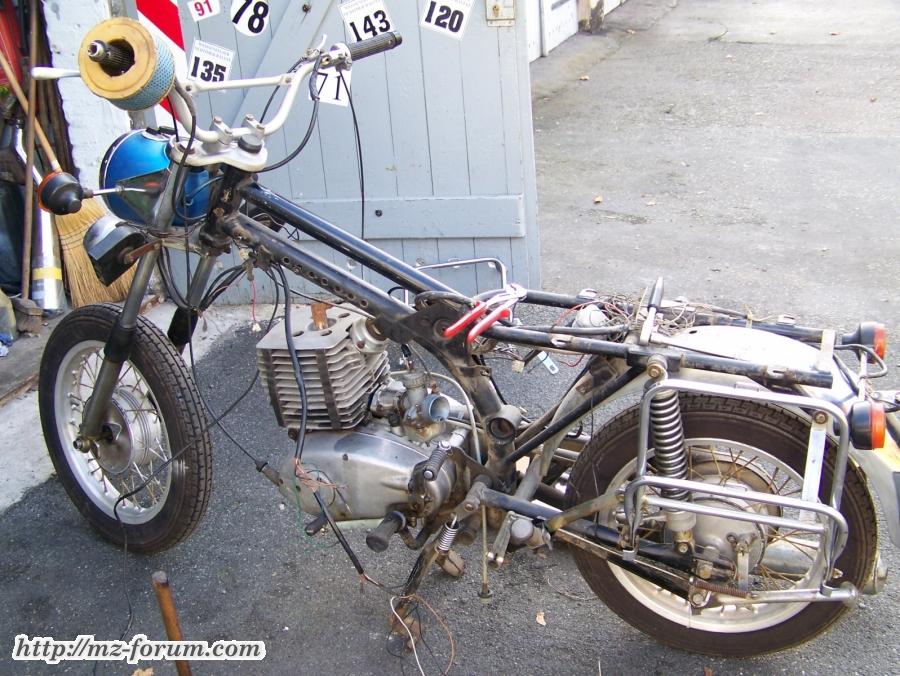 MZ  250 Neuaufbau 019