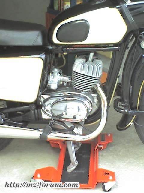 MZ ES 150 008