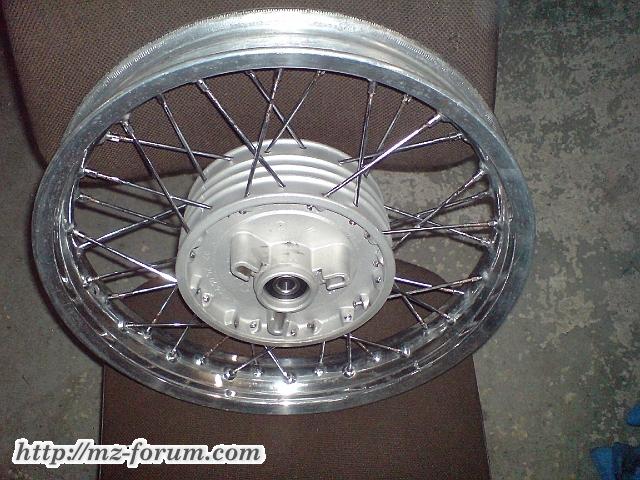 Ohne Fingertatzen wäre es deutlich blanker ;-).