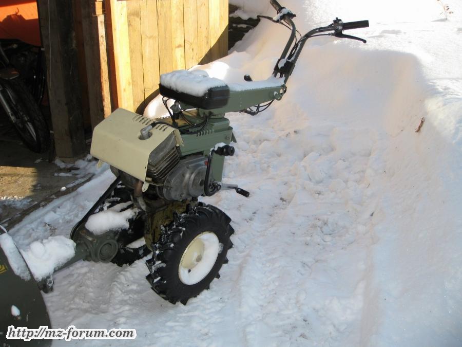 E930 Schneefräse