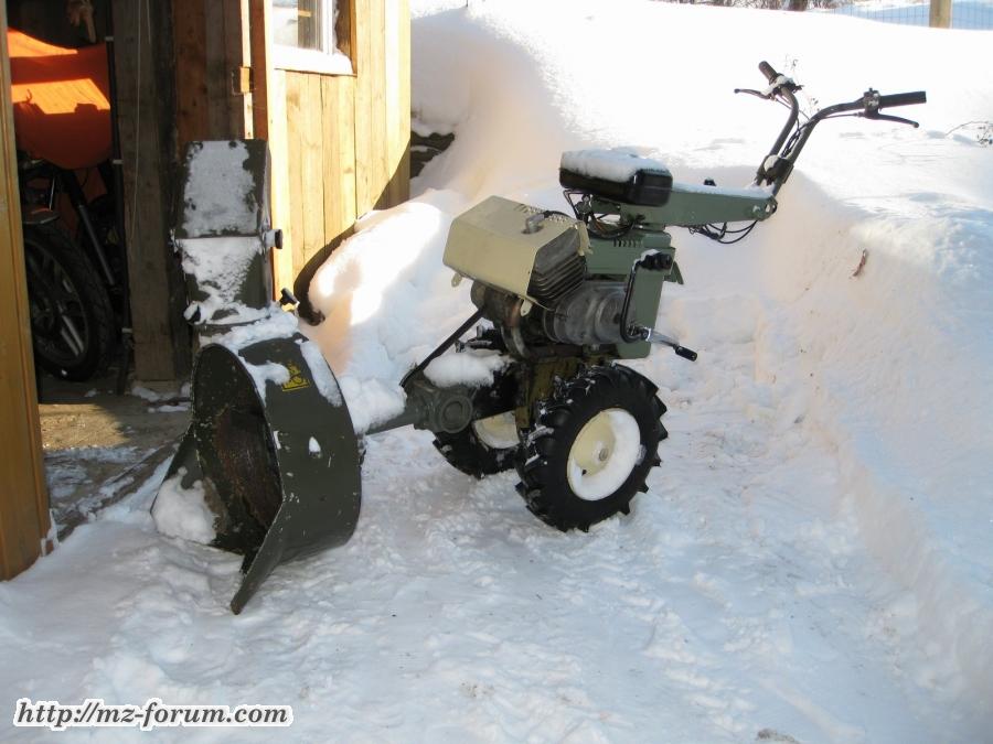 E930 Schneefräse