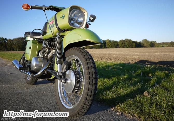 mz-es250-oldtimer-motorrad-01